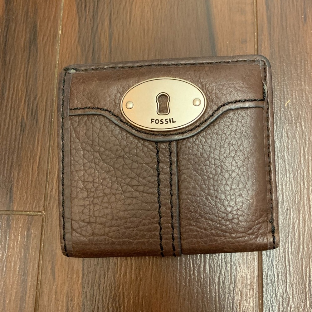Small Fossil Wallet - Brown Leather
